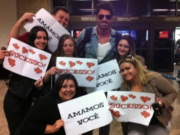 Rodrig�o e as f�s em Guarulhos 