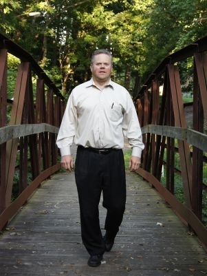 Richard Knutson escapou por pouco de atentado no Pentgono