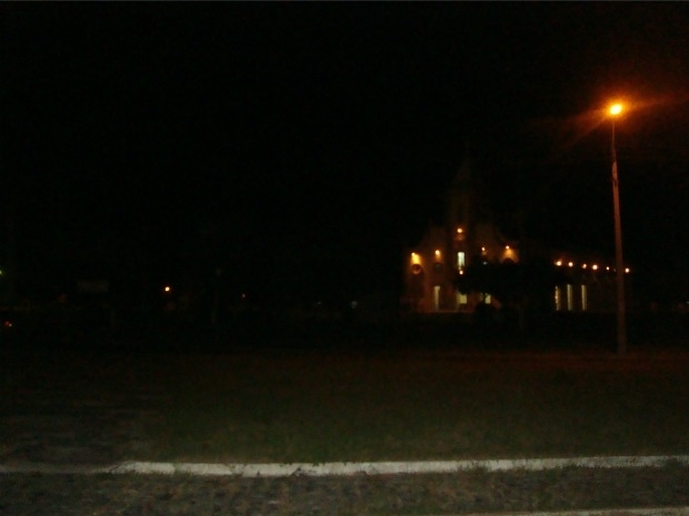 Cidade ficou com iluminao precria aps corte de abastecimento de energia