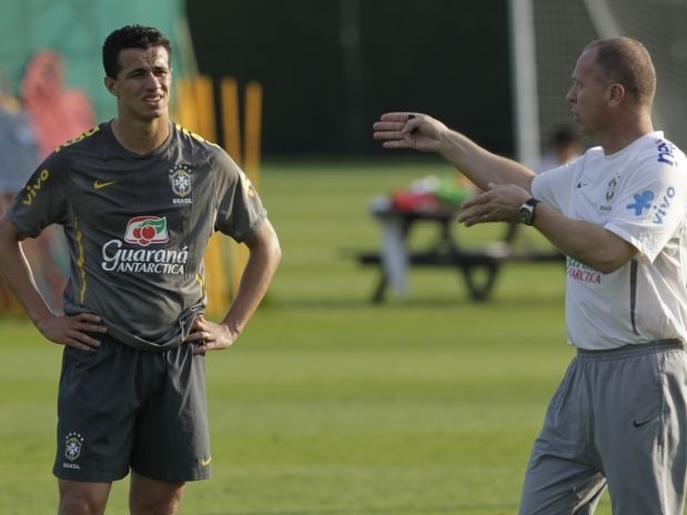 Mano ter pouco tempo para preparar time contra arquirrival