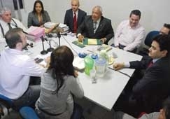 O encontro reuniu representantes da Agecopa, do governo, da prefeitura, da Defensoria P�blica e da Justi�a: a��o, por en