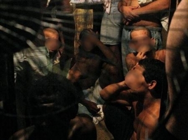 Em abril de 2009, a carceragem da Polinter, em Neves, tinha quase 600 presos a mais que sua capacidade
