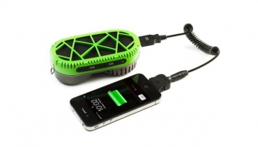 PowerTrekk carrega a bateria de dispositivos eletr�nicos atrav�s da �gua