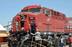 Terminal ferrovi�rio foi inaugurado no m�s passado pela presidente e j� est� sobrecarregado como o de Alto Taquari