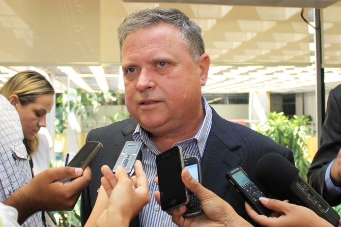 O senador Blairo Maggi, que pode trocar o PR pelo PROS