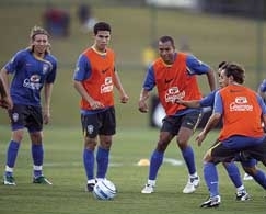 Seleo teve os amistosos contra a Espanha e Itlia cancelados aps mais uma derrota