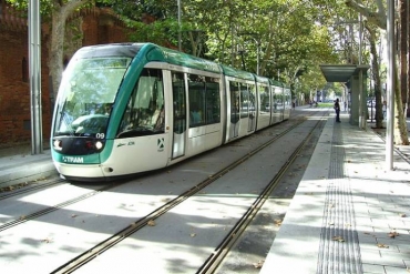 Modelo de VLT, transporte coletivo considerado moderno e eficiente, vira polmica em MT 