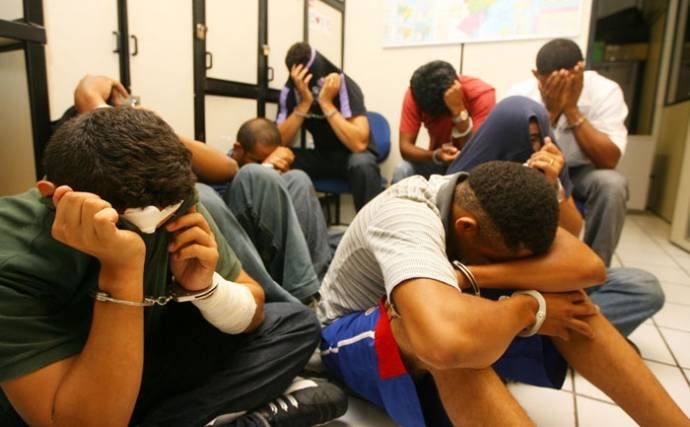 Em 2010, parte do banco foi presa em Cuiab, por roubo a supermerecado, telefnica e banco