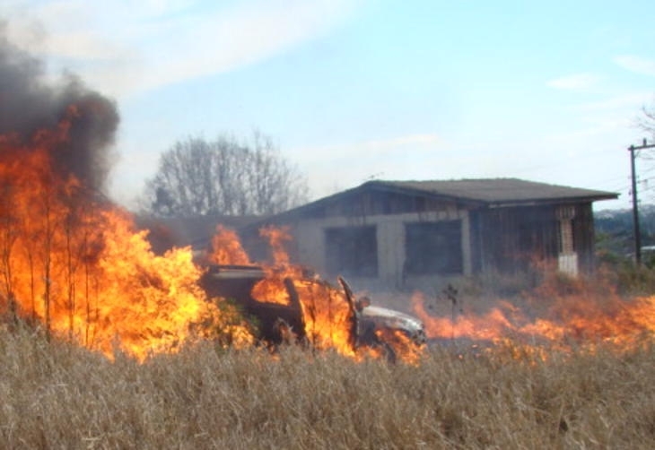 Viatura da PM teve perda total