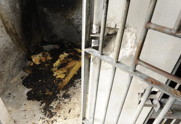 O fogo foi controlado antes de atingir outras partes da 8DP