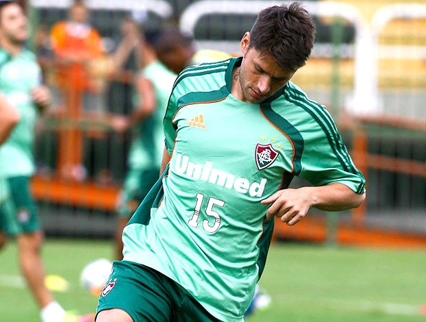 Rafael Sobis treinou entre os titulares nesta sexta-feira, em Volta Redonda