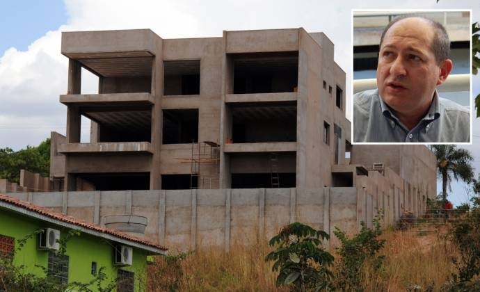 A manso que est sendo construda por Luiz Pagot (no destaque): investimentos 