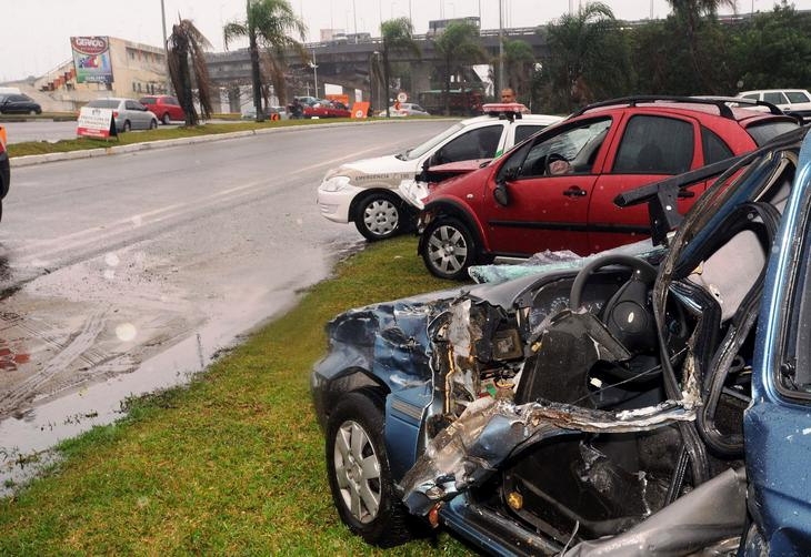 Escort (foto) foi atingido quando seguia para a Beira-Mar Norte