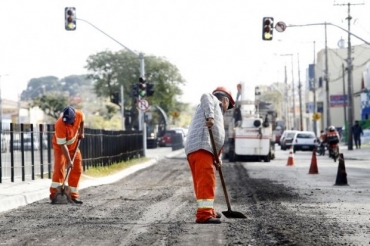 Prefeitura pretende aplicar R$ 126,3 mi neste ano nos projetos voltados para o Mundial, mas s R$ 8 mi foram gastos