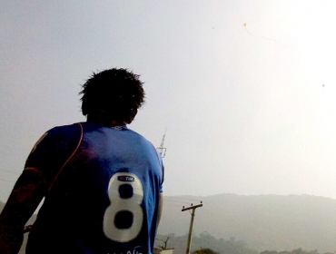 Willians com a pipa no ar