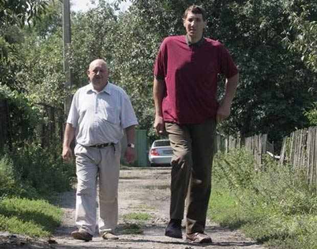 Leonid Stadnik revelou que no quer estar no livro dos recordes.