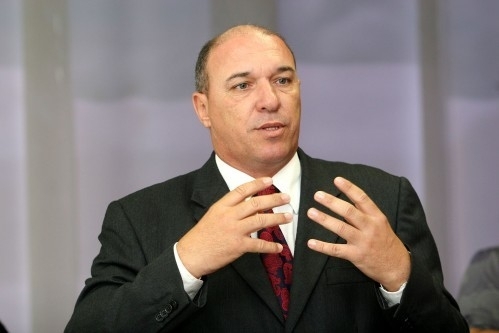 O prefeito Jlio Cesar Ladeia j estava afastado do cargo por deciso da Cmara de Vereadores