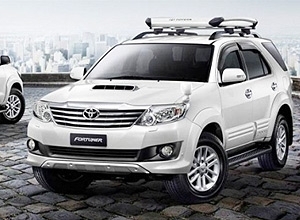 O SW4 ter frente renovada e lanternas transparentes