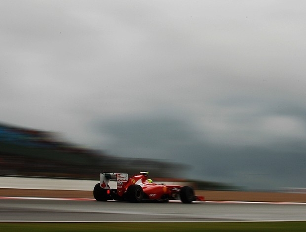 Felipe Massa fez o melhor tempo do segundo treino livre em Silverstone
