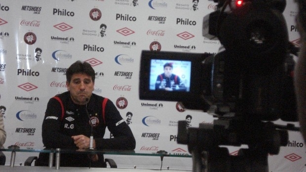 Renato: seriedade e otimismo na chegada ao Atltico-PR