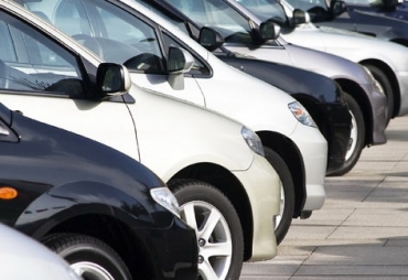 Na comparao com maio, quando foram comercializadas 502.090 unidades, houve queda de 4,81%.