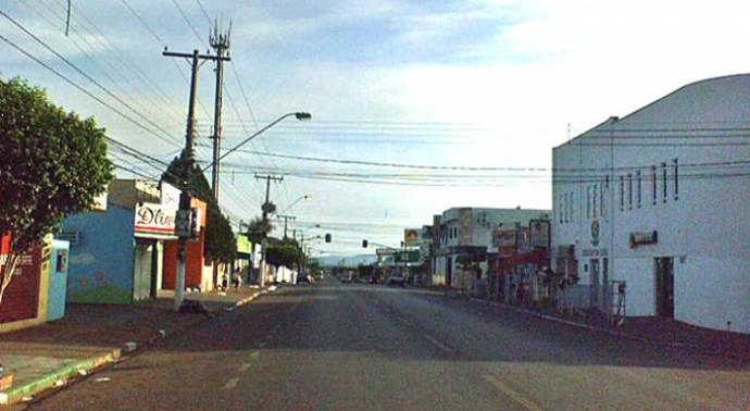 Avenida Brasil, no CPA 2, onde jovem de 23 anos morreu em acidente de trnsito