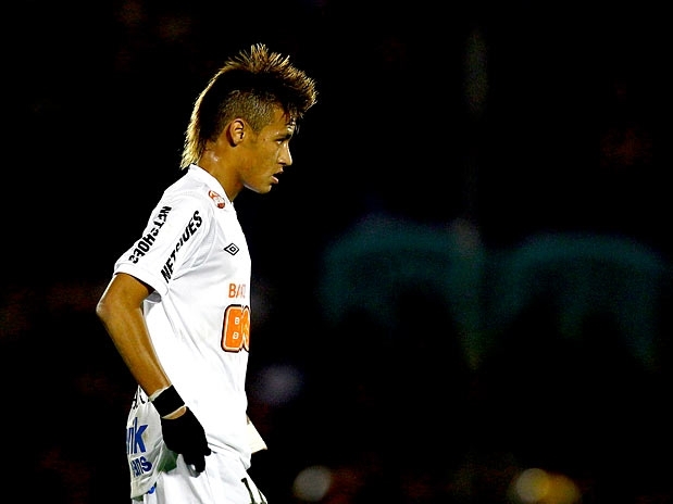 Segundo jornal ingl�s, proposta do Real Madrid por Neymar � maior que a do Chelsea