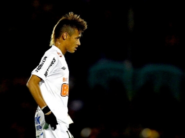 Segundo jornal ingl�s, proposta do Real Madrid por Neymar � maior que a do Chelsea