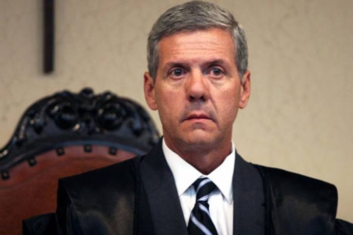 Desembargador Evandro Stbile, um dos denunciados e j afastados das funes pelo STJ