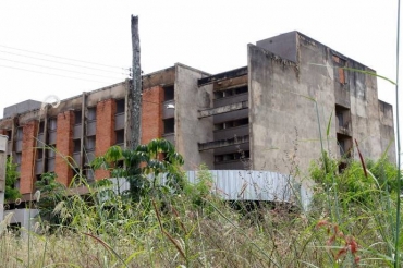 Segundo Tribunal de Contas da Unio, houve 516,59% de faturamento na execuo da obra 