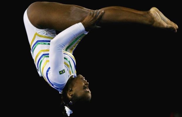 Daiane dos Santos est� de volta � equipe brasileira de gin�stica art�stica, que neste ano tem Mundial e Pan de Guadalaja