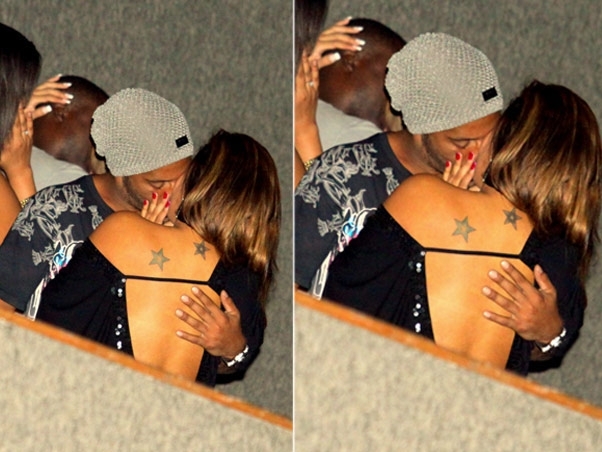 Ronaldinho Gacho e Juliana Diniz: beijos e muita animao em show no Rio