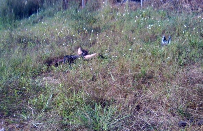 O corpo do travesti Maildo, 25, foi encontrado em um terreno abandonado, no CPA III