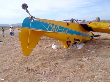 Aeronave caiu em Jana�ba, cidade que fica ao norte de MG, a cerca de 450 km de Belo Horizonte