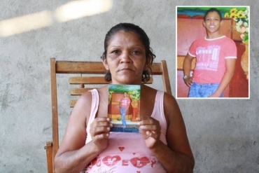 M�e diz que filho de viciou, ainda mais, enquanto esteve preso no Pres�dio do Carumb�, em Cuiab�