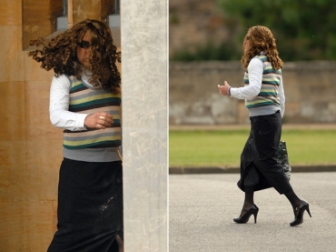 Martyn Crute deixou tribunal de saia, salto alto e peruca, mas o disfarce foi descoberto