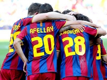 Barcelona encerra espanhol com vitria sobre o Mlaga