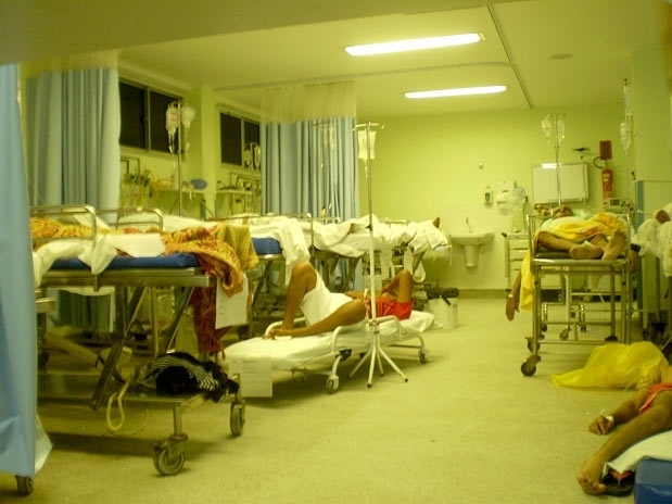 Apesar de conviver com a lotao, Hospital Geral do Estado  o maior de Alagoas