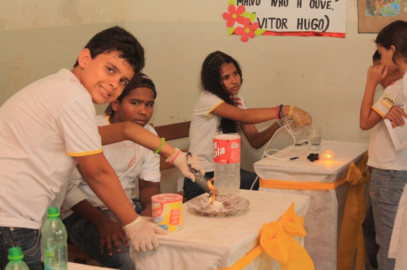 Recursos liberados pela Seduc ir�o garantir a execu��o de projetos que ser�o desenvolvidos por aluos e professores.