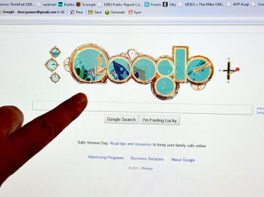 O Google foi fundado em 1998, tem Eric Smith como CEO da empresa e, desde ent�o, tem gerado uma s�rie de startups fundad