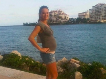 Let�cia Birkeuer est� gr�vida de quatro meses de um menino