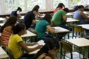 Paralisao dos professores compromete unidades nos 141 municpios mato-grossenses