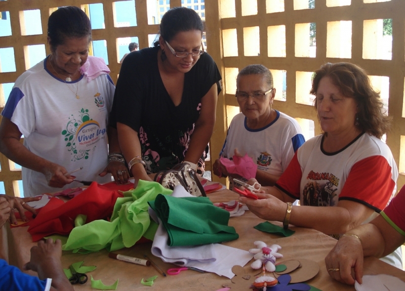 ATI no bairro Novo Diamantino contribui com as atividades do Viver Legal
