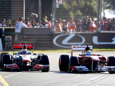 Button teve trabalho para ultrapassar a Ferrari de Massa