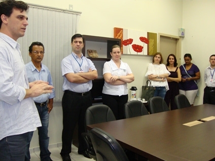 A participao da faculdade foi importante, pois abriga formadores de opinio