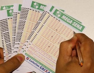 Mega-Sena acumula e prmio chega a R$ 39 milhes
