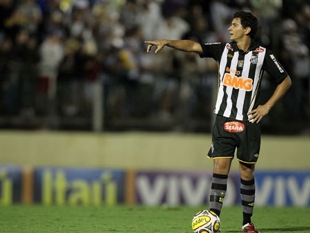 Renovao do atual vnculo de Ganso continua em compasso de espera