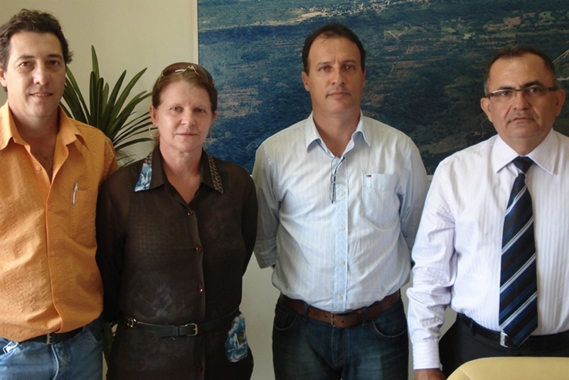 Reunio com superintendente regional do BB ocorreu no gabinete do prefeito Juviano Lincoln