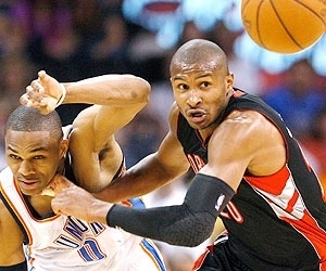 Leandrinho marcou 19 pontos em 13 minutos na partida deste domingo