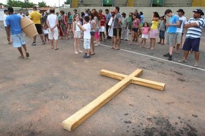 Elenco composto por 150 atores dar vida aos personagens bblicos